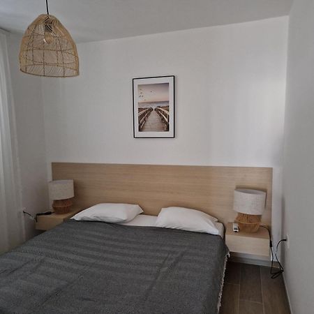 Sea Point Apart Hotel Tivat Ngoại thất bức ảnh