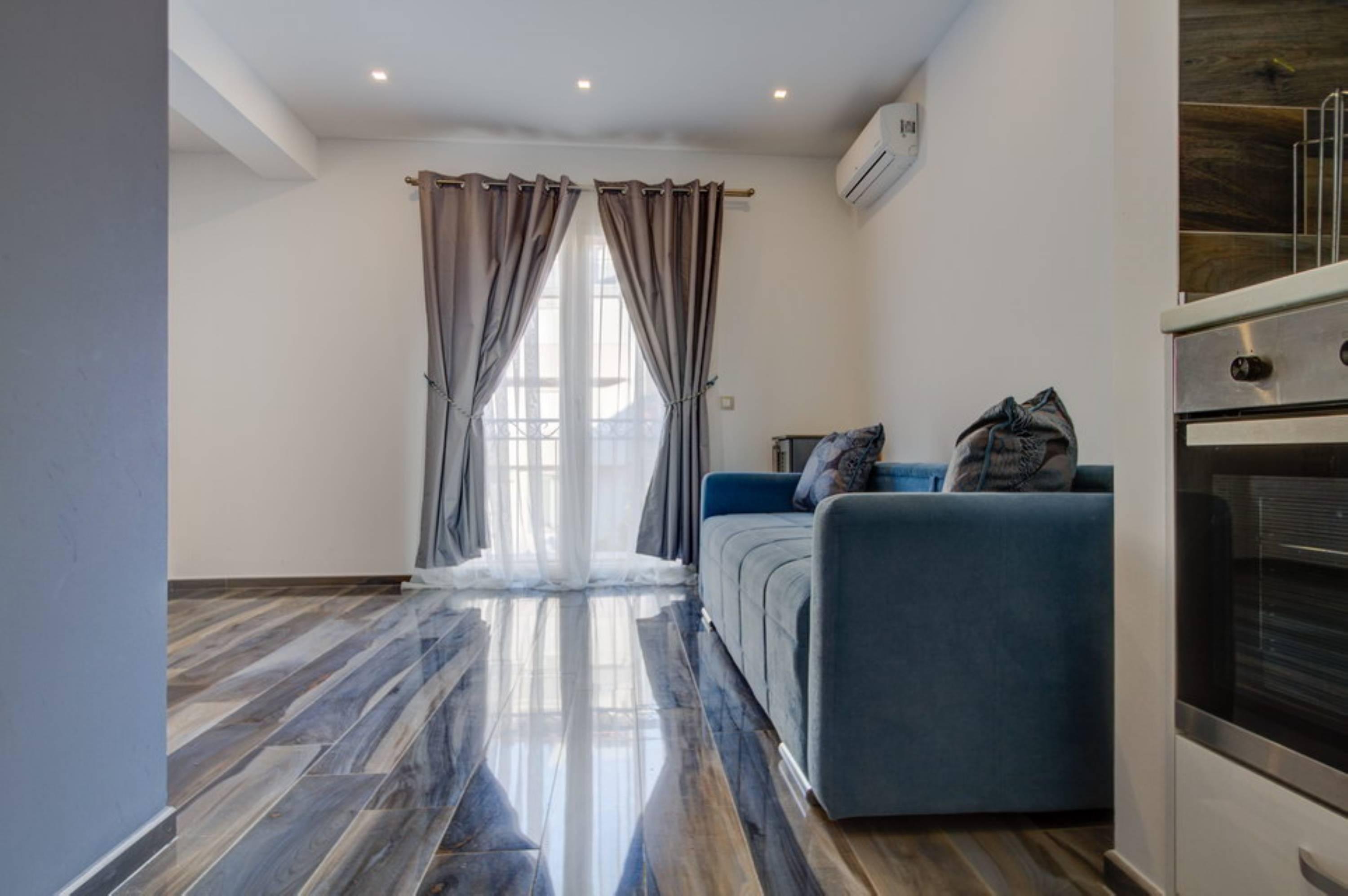 Sea Point Apart Hotel Tivat Ngoại thất bức ảnh