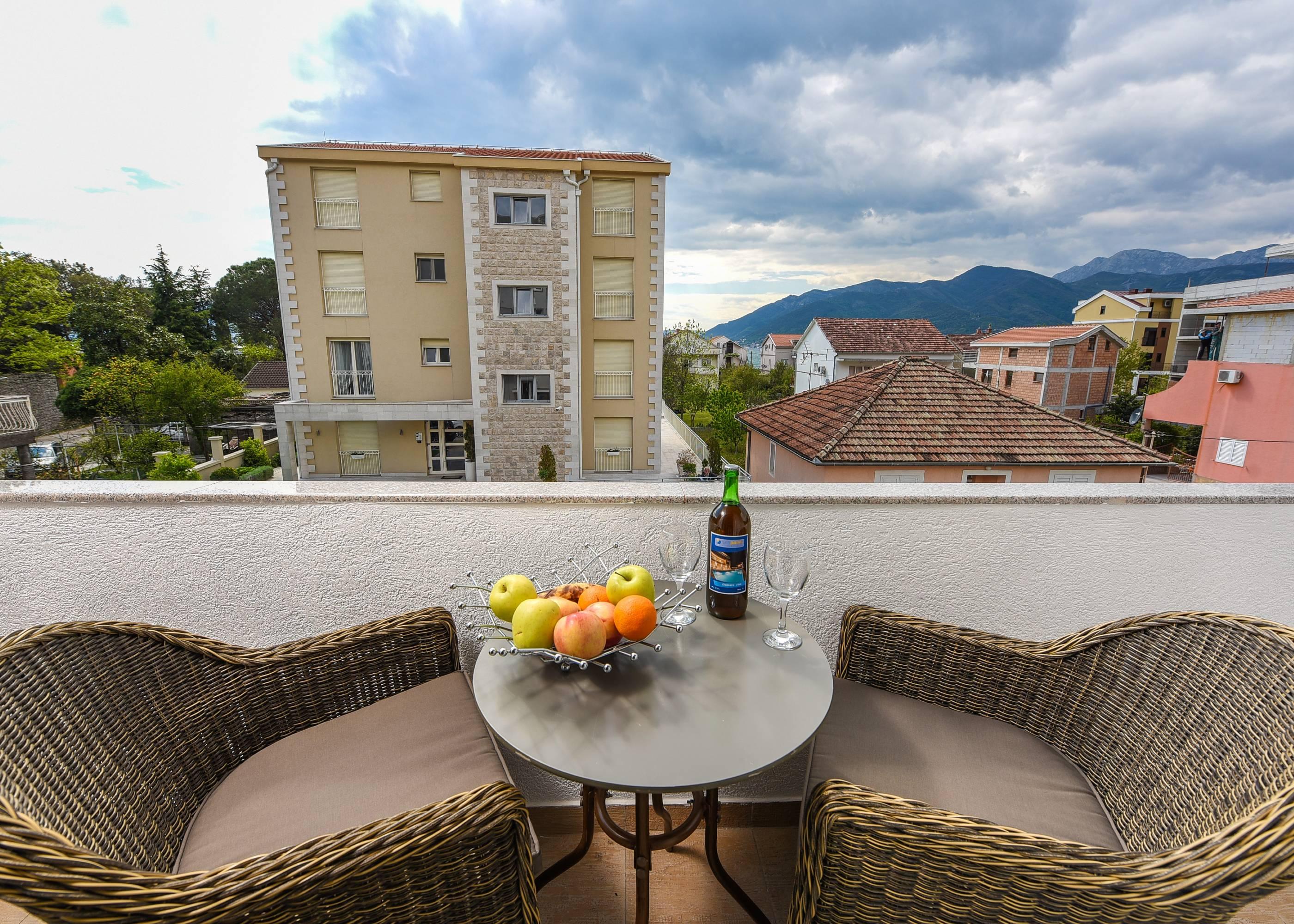 Sea Point Apart Hotel Tivat Ngoại thất bức ảnh