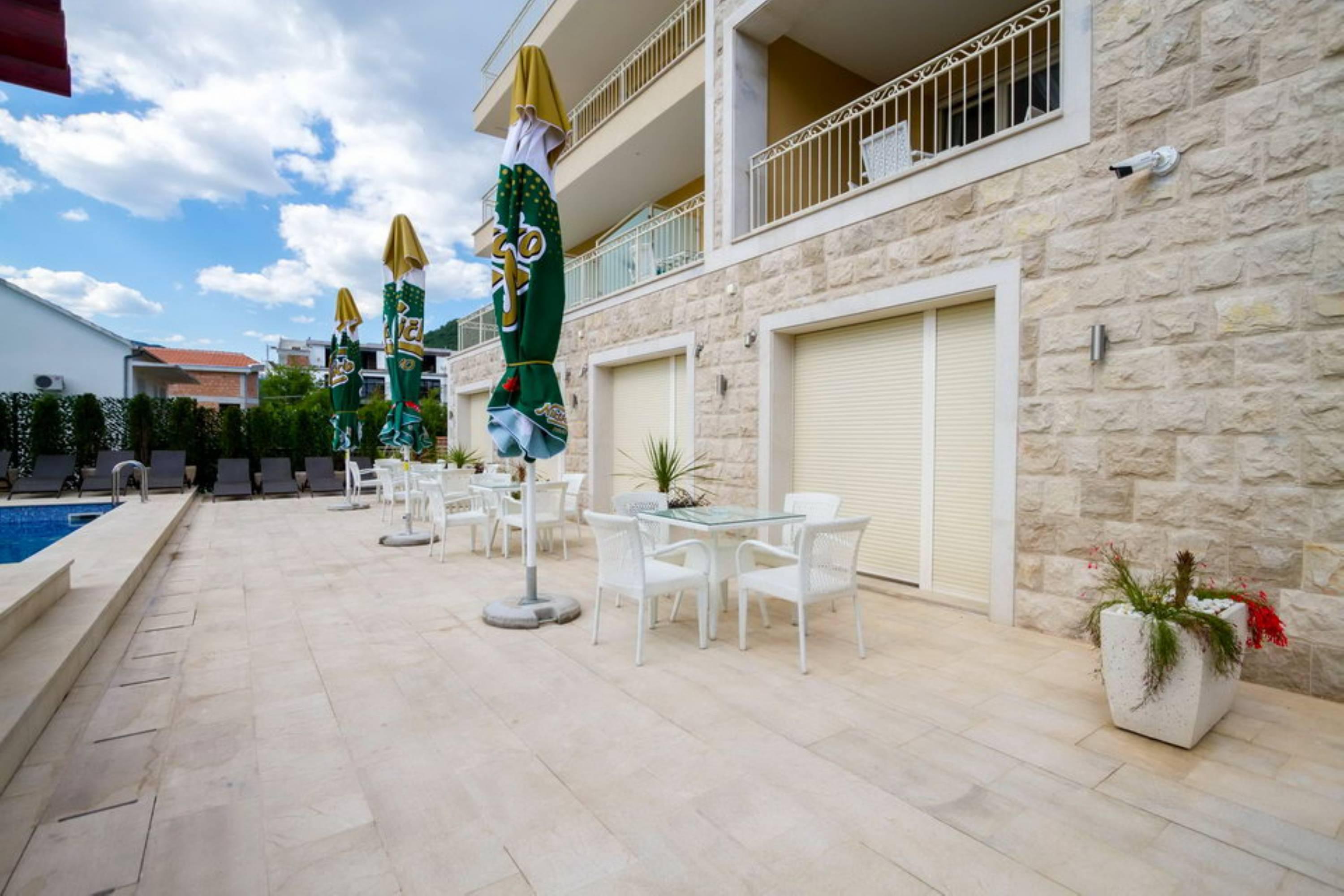 Sea Point Apart Hotel Tivat Ngoại thất bức ảnh