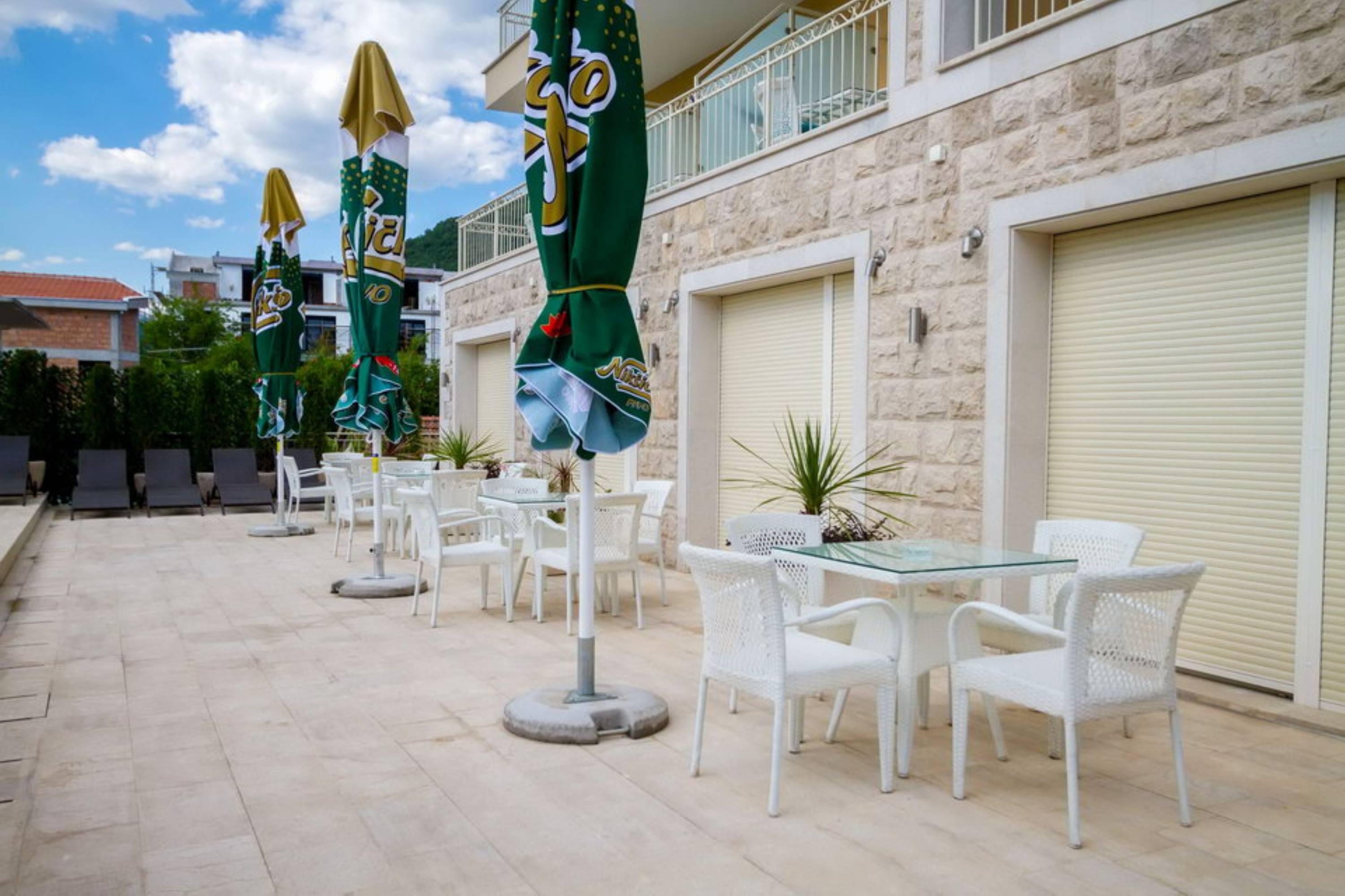 Sea Point Apart Hotel Tivat Ngoại thất bức ảnh