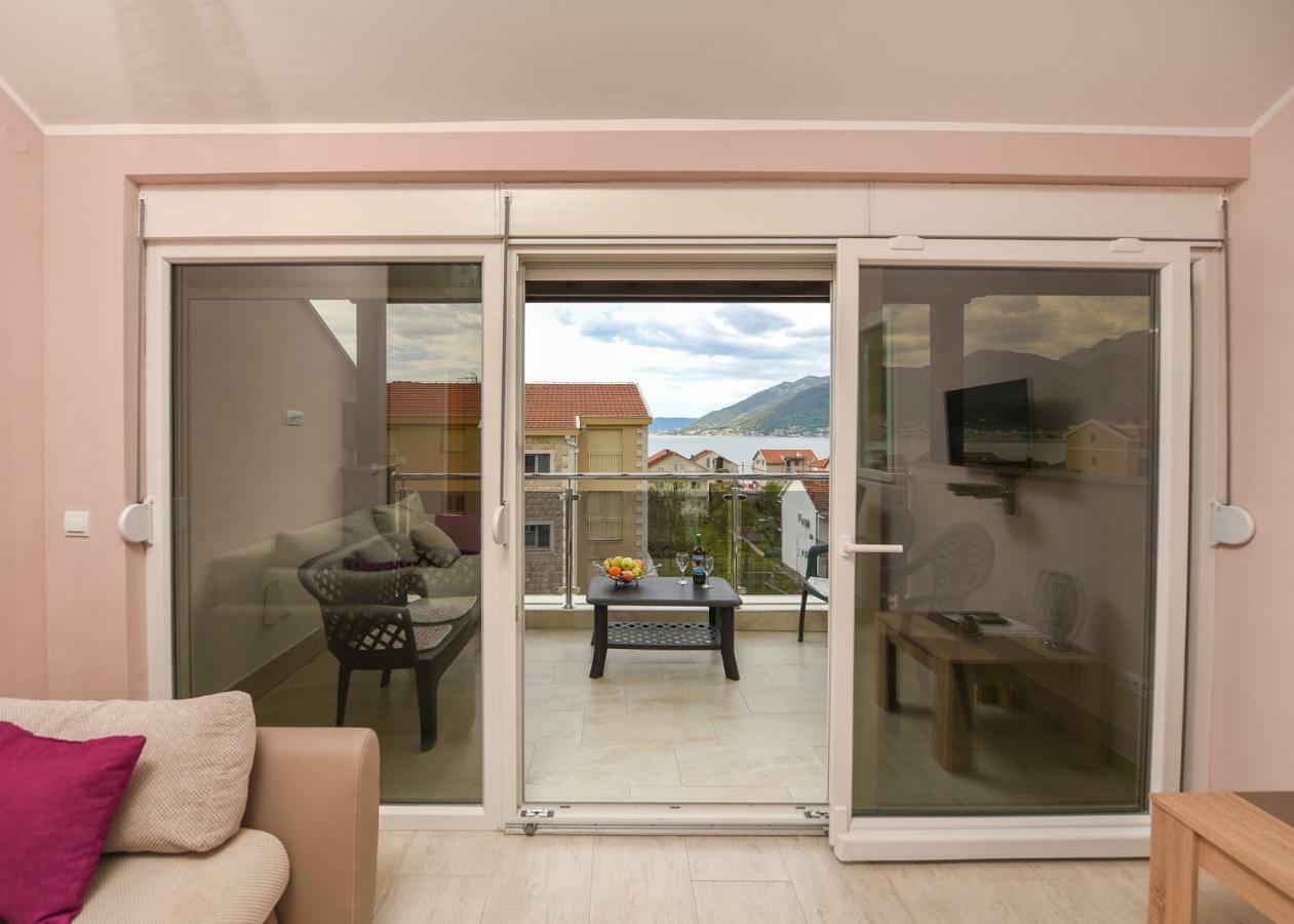 Sea Point Apart Hotel Tivat Ngoại thất bức ảnh